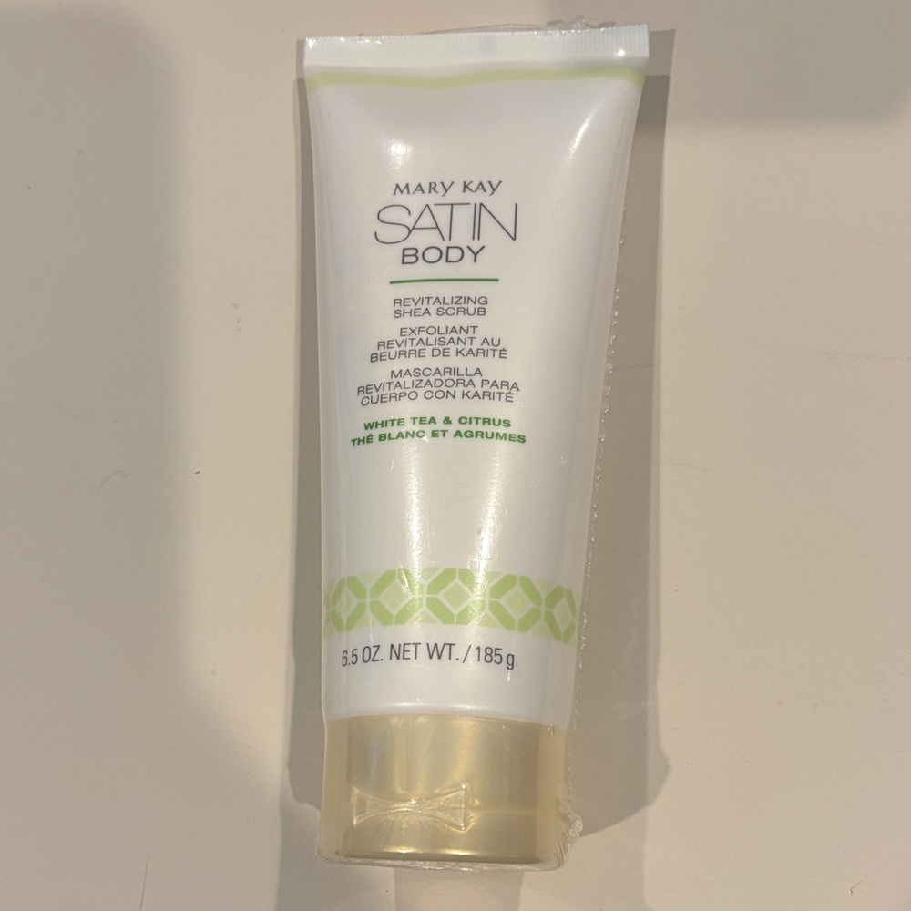 Mary Kay Satin Body Shea Scrub with White Tea and Citrus